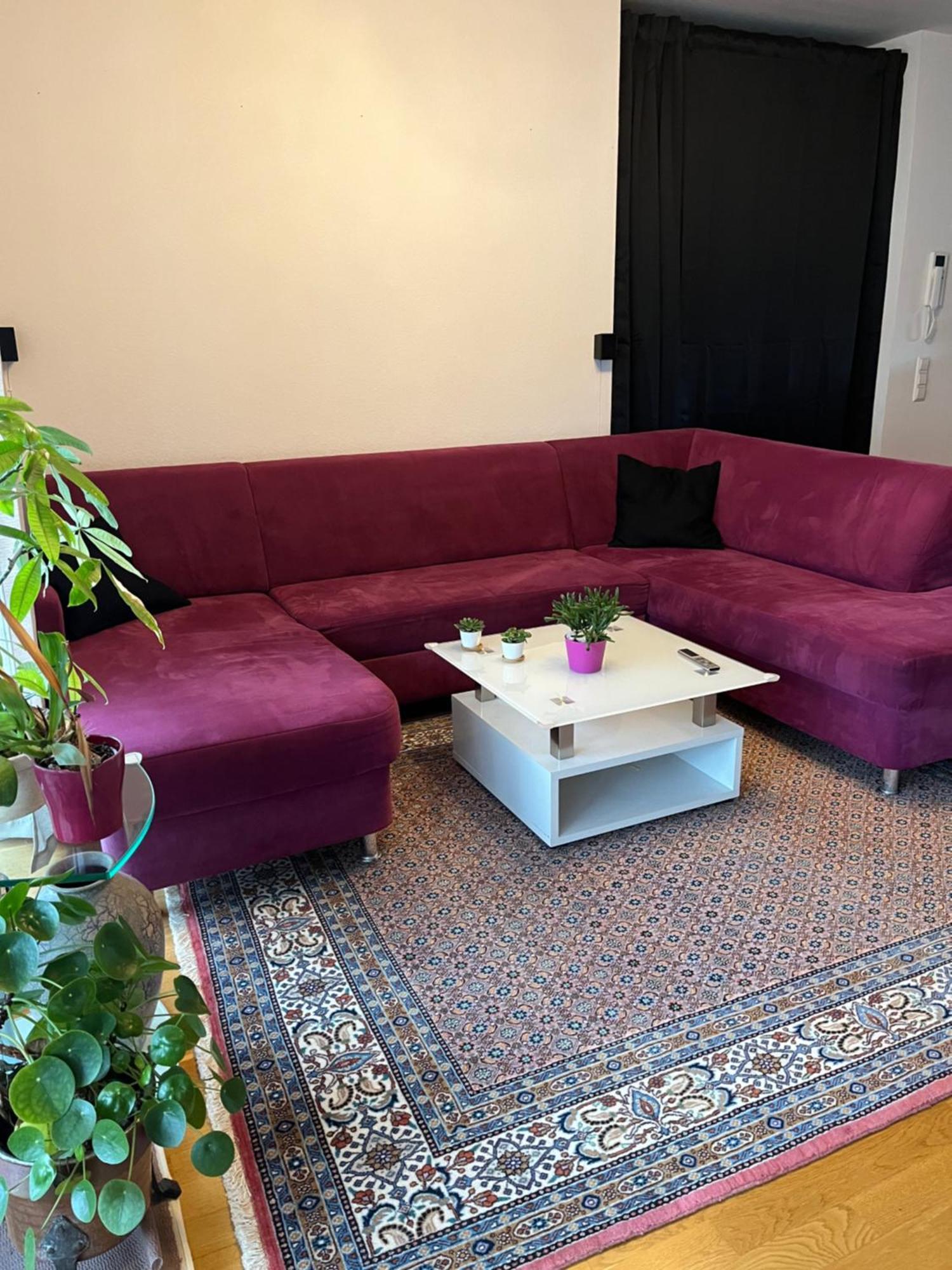 Schoenes Zimmer In Zentraler Lage Ulma Esterno foto